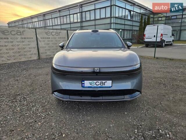 Серый Zeekr 7X, объемом двигателя 0 л и пробегом 1 тыс. км за 40888 $, фото 4 на Automoto.ua