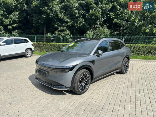 Серый Zeekr 7X, объемом двигателя 0 л и пробегом 1 тыс. км за 41900 $, фото 4 на Automoto.ua