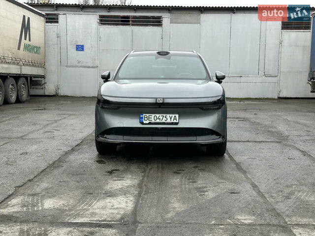 Серый Zeekr 7X, объемом двигателя 0 л и пробегом 2 тыс. км за 46300 $, фото 1 на Automoto.ua