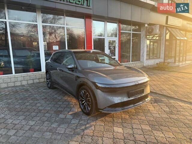 Серый Zeekr 7X, объемом двигателя 0 л и пробегом 1 тыс. км за 43999 $, фото 2 на Automoto.ua