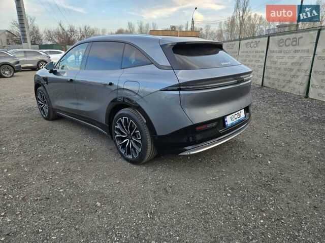 Серый Zeekr 7X, объемом двигателя 0 л и пробегом 1 тыс. км за 40888 $, фото 20 на Automoto.ua