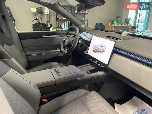 Серый Zeekr 7X, объемом двигателя 0 л и пробегом 1 тыс. км за 40900 $, фото 27 на Automoto.ua