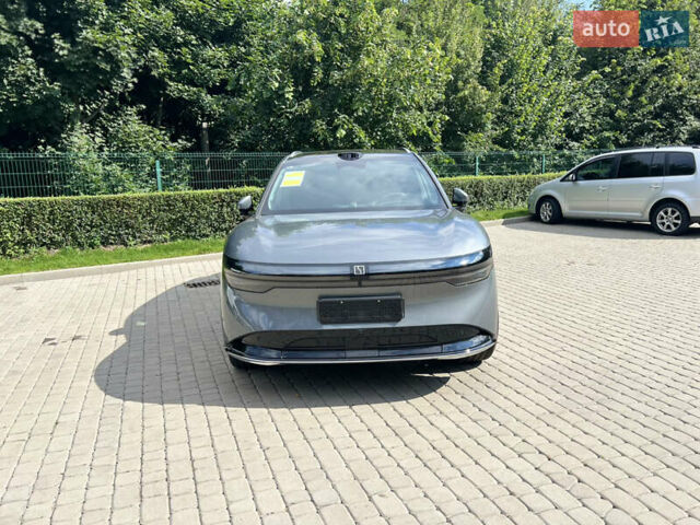 Серый Zeekr 7X, объемом двигателя 0 л и пробегом 1 тыс. км за 41900 $, фото 2 на Automoto.ua
