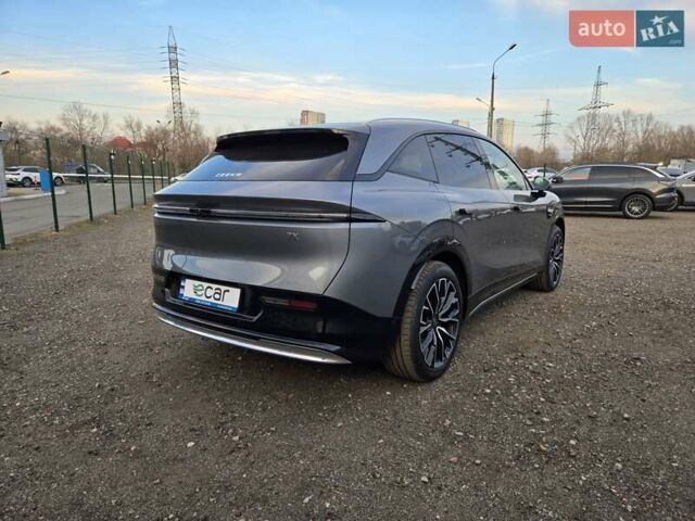 Серый Zeekr 7X, объемом двигателя 0 л и пробегом 1 тыс. км за 40888 $, фото 12 на Automoto.ua