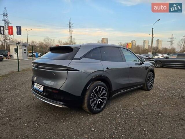 Серый Zeekr 7X, объемом двигателя 0 л и пробегом 1 тыс. км за 40888 $, фото 11 на Automoto.ua