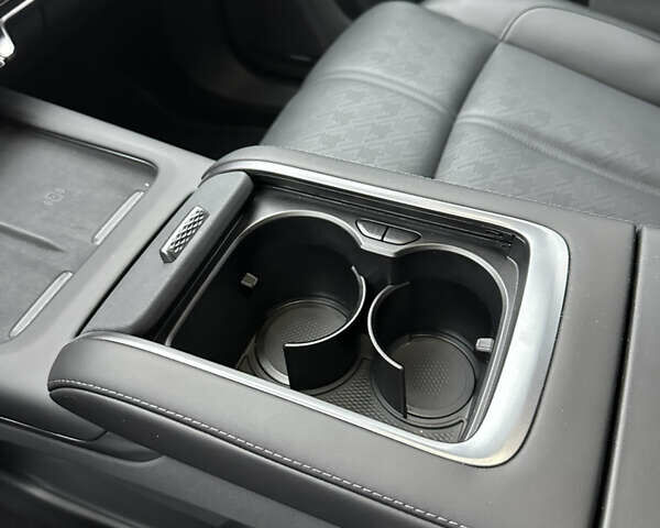 Серый Zeekr 7X, объемом двигателя 0 л и пробегом 2 тыс. км за 46300 $, фото 36 на Automoto.ua