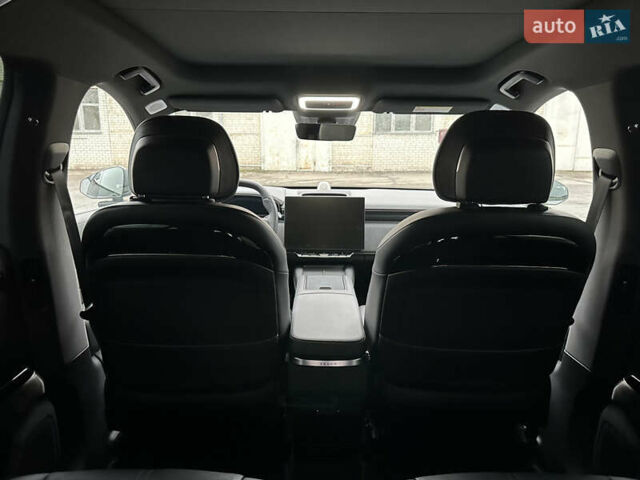 Серый Zeekr 7X, объемом двигателя 0 л и пробегом 2 тыс. км за 46300 $, фото 22 на Automoto.ua