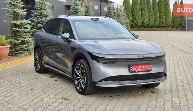 Сірий Zeekr 7X, об'ємом двигуна 0 л та пробігом 1 тис. км за 46500 $, фото 3 на Automoto.ua