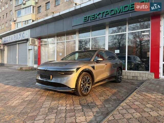 Серый Zeekr 7X, объемом двигателя 0 л и пробегом 1 тыс. км за 43999 $, фото 6 на Automoto.ua