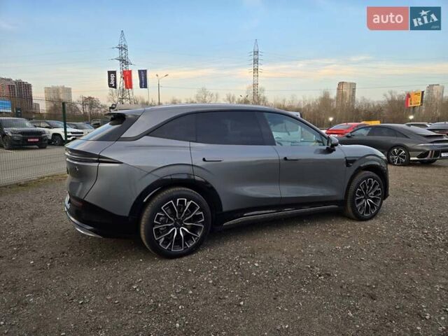 Серый Zeekr 7X, объемом двигателя 0 л и пробегом 1 тыс. км за 40888 $, фото 10 на Automoto.ua