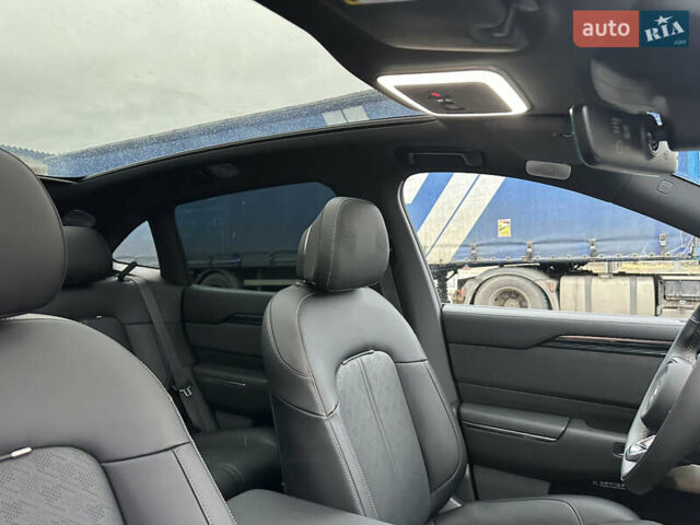 Серый Zeekr 7X, объемом двигателя 0 л и пробегом 2 тыс. км за 46300 $, фото 49 на Automoto.ua