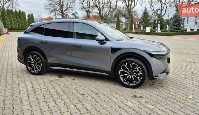 Сірий Zeekr 7X, об'ємом двигуна 0 л та пробігом 1 тис. км за 46500 $, фото 11 на Automoto.ua
