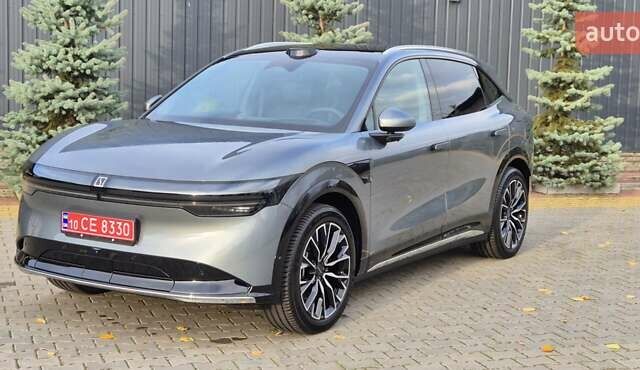 Сірий Zeekr 7X, об'ємом двигуна 0 л та пробігом 1 тис. км за 46500 $, фото 8 на Automoto.ua