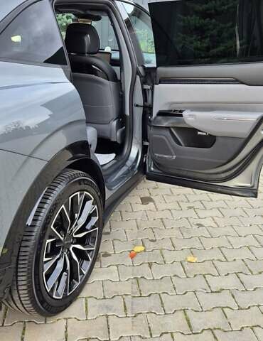 Сірий Zeekr 7X, об'ємом двигуна 0 л та пробігом 1 тис. км за 46500 $, фото 43 на Automoto.ua