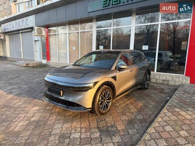 Серый Zeekr 7X, объемом двигателя 0 л и пробегом 1 тыс. км за 43999 $, фото 7 на Automoto.ua