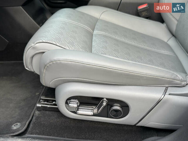 Zeekr 7X 2024 в Одессе на Automoto.ua Синий Zeekr 7X, объемом двигателя 0 л и пробегом 10 тыс. км за 44600 $, фото 11 на Automoto.ua