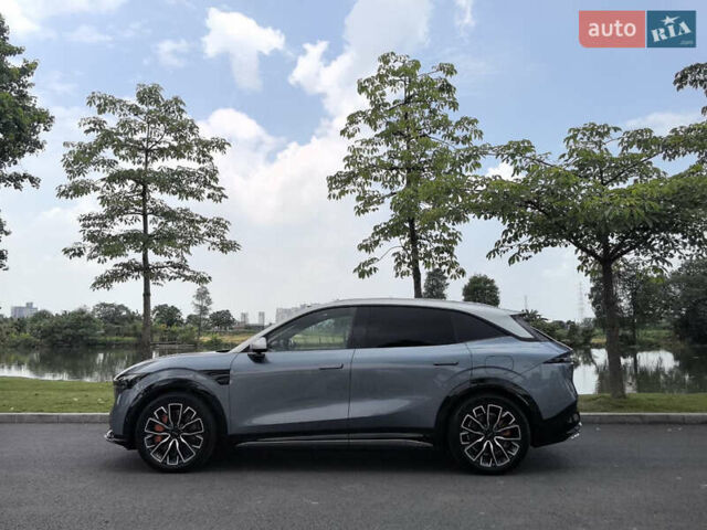 Синій Zeekr 7X, об'ємом двигуна 0 л та пробігом 4 тис. км за 43500 $, фото 7 на Automoto.ua