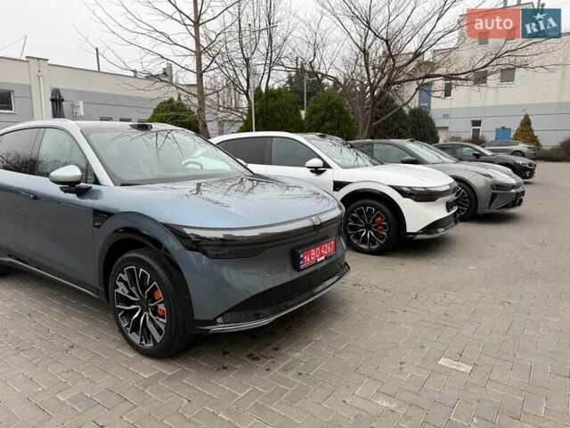 Синій Zeekr 7X, об'ємом двигуна 0 л та пробігом 1 тис. км за 43300 $, фото 13 на Automoto.ua