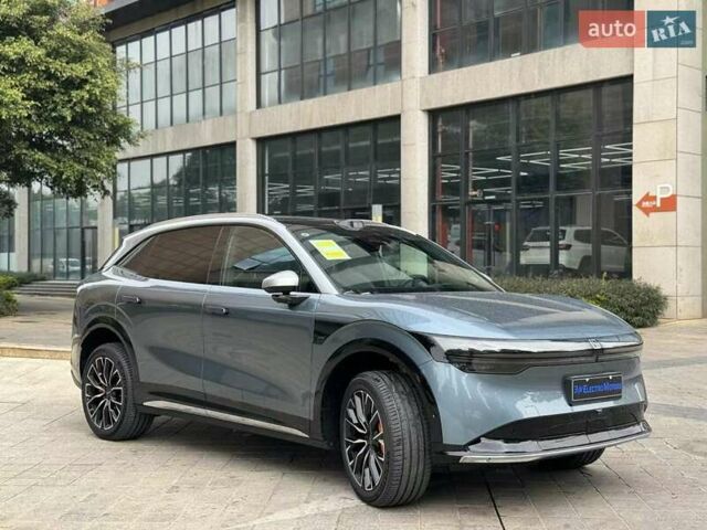 Синий Zeekr 7X, объемом двигателя 0 л и пробегом 1 тыс. км за 38599 $, фото 1 на Automoto.ua