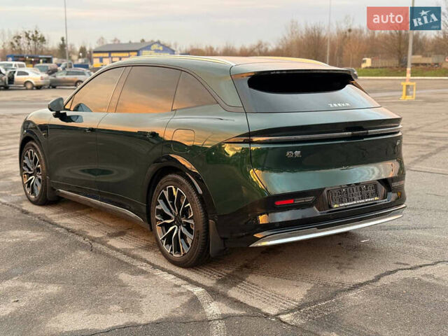 Зеленый Zeekr 7X, объемом двигателя 0 л и пробегом 7 тыс. км за 45999 $, фото 2 на Automoto.ua