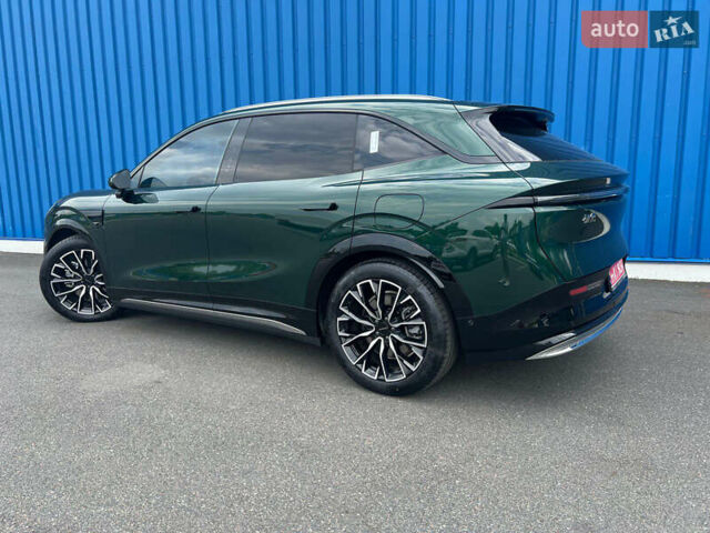 Зеленый Zeekr 7X, объемом двигателя 0 л и пробегом 9 тыс. км за 43999 $, фото 2 на Automoto.ua