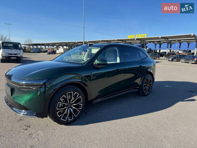 Зеленый Zeekr 7X, объемом двигателя 0 л и пробегом 9 тыс. км за 44999 $, фото 6 на Automoto.ua