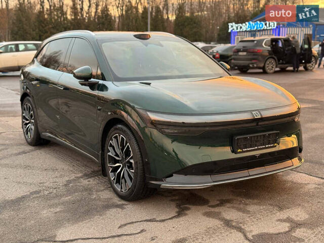 Зеленый Zeekr 7X, объемом двигателя 0 л и пробегом 7 тыс. км за 45999 $, фото 7 на Automoto.ua
