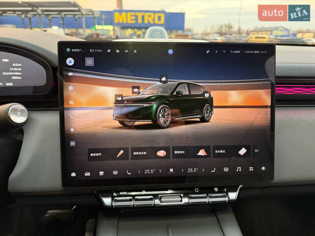 Зеленый Zeekr 7X, объемом двигателя 0 л и пробегом 7 тыс. км за 45999 $, фото 16 на Automoto.ua