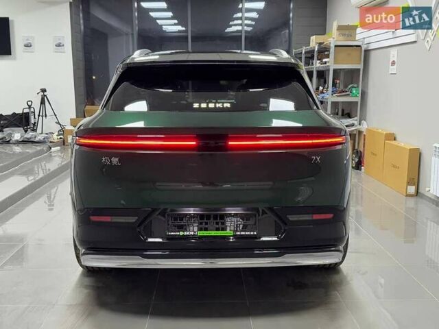 Зеленый Zeekr 7X, объемом двигателя 0 л и пробегом 1 тыс. км за 38199 $, фото 4 на Automoto.ua