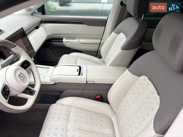 Зеленый Zeekr 7X, объемом двигателя 0 л и пробегом 1 тыс. км за 42500 $, фото 32 на Automoto.ua