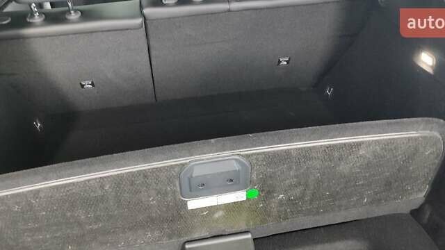 Zeekr 7X 2024 у Києві на Automoto.ua Помаранчевий Zeekr 7X, об'ємом двигуна 0 л та пробігом 6 тис. км за 38999 $, фото 33 на Automoto.ua