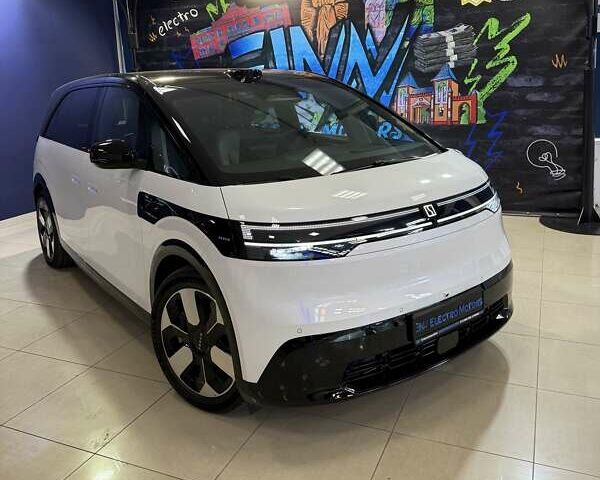 Белый Zeekr Mix, объемом двигателя 0 л и пробегом 1 тыс. км за 44999 $, фото 4 на Automoto.ua