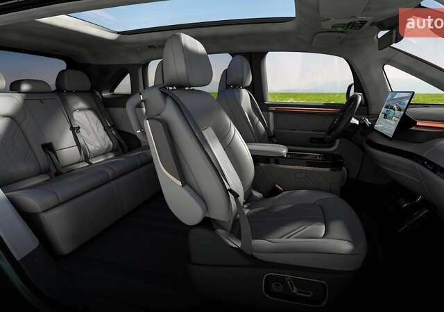 Белый Zeekr Mix, объемом двигателя 0 л и пробегом 1 тыс. км за 45777 $, фото 20 на Automoto.ua