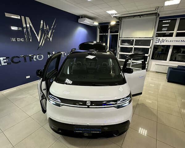 Белый Zeekr Mix, объемом двигателя 0 л и пробегом 1 тыс. км за 44999 $, фото 38 на Automoto.ua