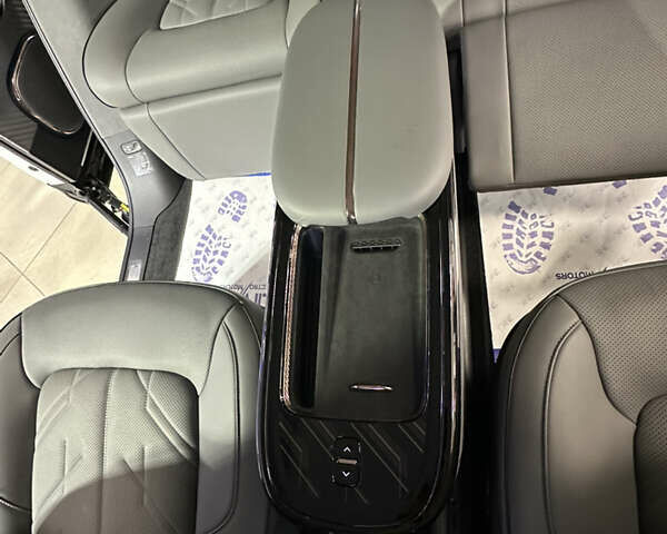 Белый Zeekr Mix, объемом двигателя 0 л и пробегом 1 тыс. км за 44999 $, фото 50 на Automoto.ua