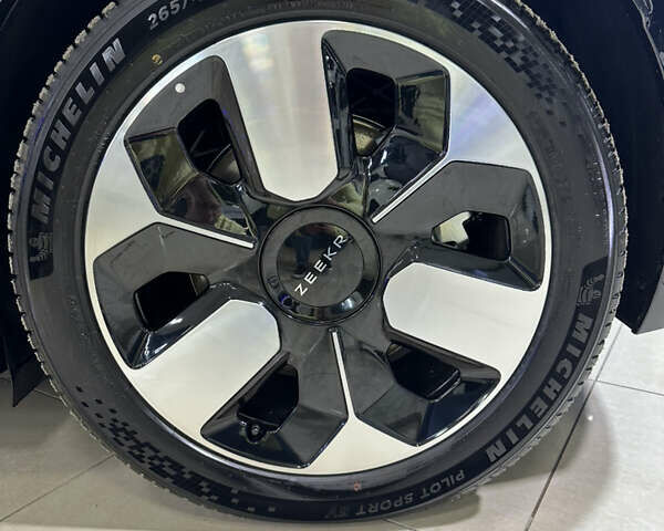 Белый Zeekr Mix, объемом двигателя 0 л и пробегом 1 тыс. км за 44999 $, фото 22 на Automoto.ua
