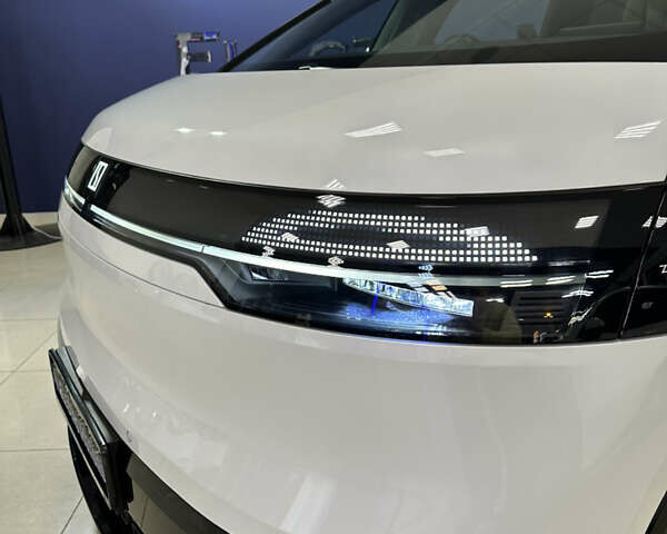 Белый Zeekr Mix, объемом двигателя 0 л и пробегом 1 тыс. км за 44999 $, фото 14 на Automoto.ua