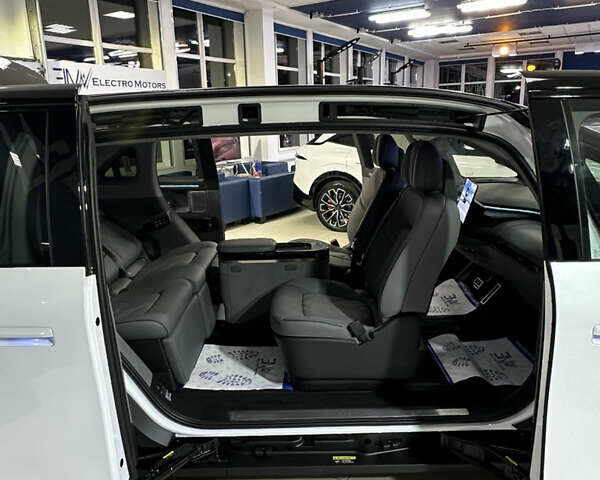 Белый Zeekr Mix, объемом двигателя 0 л и пробегом 1 тыс. км за 44999 $, фото 43 на Automoto.ua