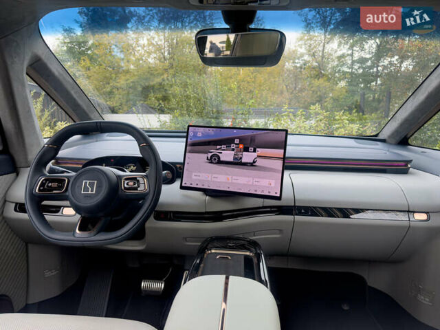 Білий Zeekr Mix, об'ємом двигуна 0 л та пробігом 4 тис. км за 46850 $, фото 23 на Automoto.ua