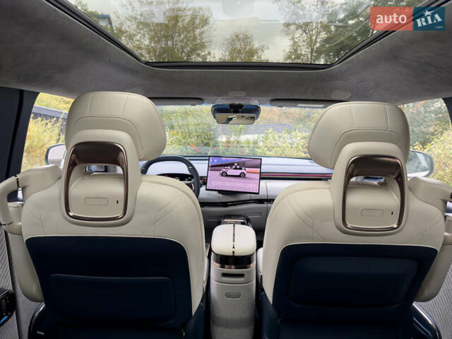 Білий Zeekr Mix, об'ємом двигуна 0 л та пробігом 4 тис. км за 46850 $, фото 28 на Automoto.ua