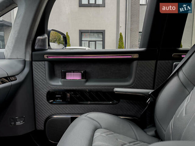 Білий Zeekr Mix, об'ємом двигуна 0 л та пробігом 1 тис. км за 46850 $, фото 29 на Automoto.ua