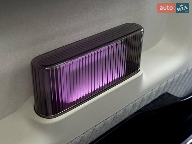 Білий Zeekr Mix, об'ємом двигуна 0 л та пробігом 4 тис. км за 46850 $, фото 27 на Automoto.ua