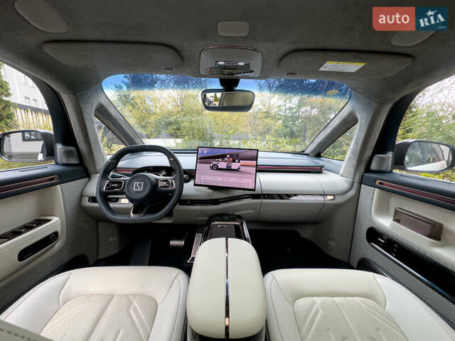 Білий Zeekr Mix, об'ємом двигуна 0 л та пробігом 4 тис. км за 46850 $, фото 22 на Automoto.ua