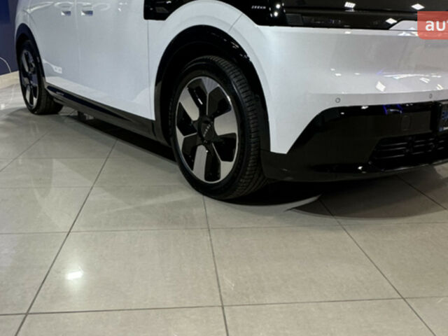 купить новое авто Zeekr Mix 2024 года от официального дилера Константин Фомичев Zeekr фото