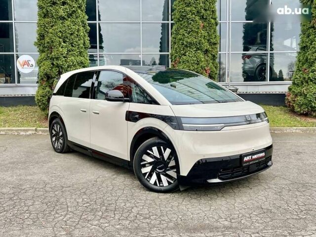 Zeekr Mix, объемом двигателя 0 л и пробегом 3 тыс. км за 46500 $, фото 2 на Automoto.ua