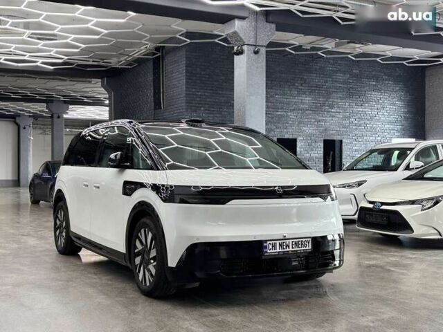 Zeekr Mix, объемом двигателя 0 л и пробегом 1 тыс. км за 38999 $, фото 24 на Automoto.ua