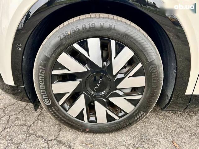 Zeekr Mix, объемом двигателя 0 л и пробегом 3 тыс. км за 46500 $, фото 14 на Automoto.ua