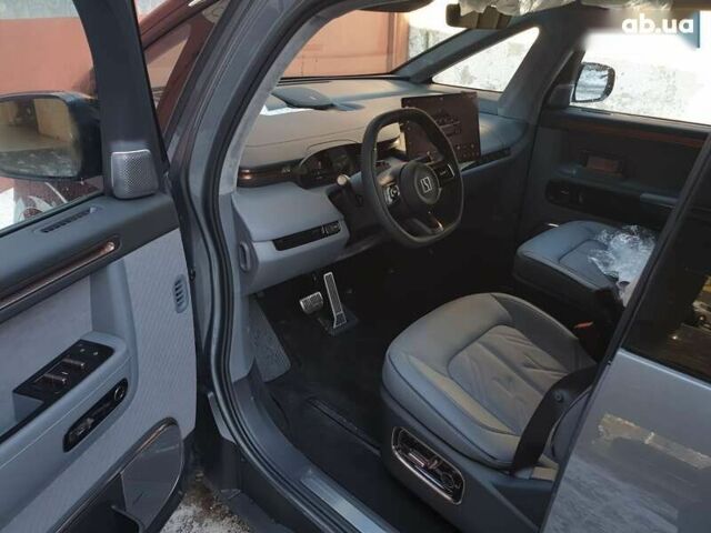 Zeekr Mix, объемом двигателя 0 л и пробегом 1 тыс. км за 48900 $, фото 7 на Automoto.ua