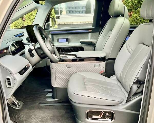 Zeekr Mix, объемом двигателя 0 л и пробегом 3 тыс. км за 46500 $, фото 22 на Automoto.ua