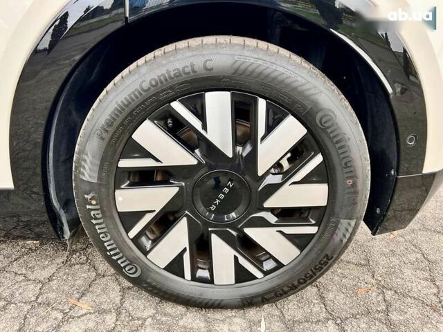 Zeekr Mix, объемом двигателя 0 л и пробегом 3 тыс. км за 46500 $, фото 13 на Automoto.ua